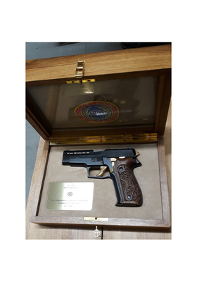 SIG SAUER P226 JUHLAMALLI 