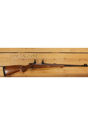 CZ 550 MEDIUM 9,3X62 KÄYT.KIVÄÄRI + KOZAP 30MM JALUSTA