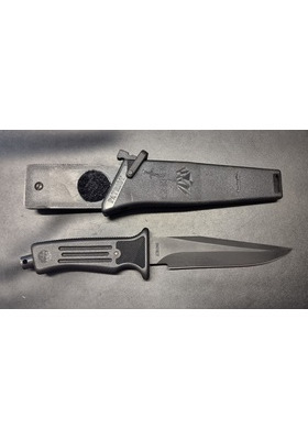 GERBER PATRIOT 5 3/4" BLACKIE COLLINS KÄYT