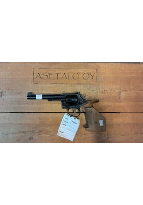 S&W 16-2 .32 S&W LONG 6" KÄYT #642140