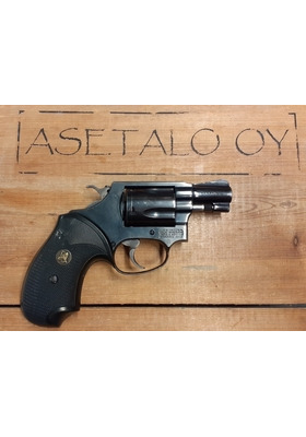 S&W M36-2 .38 SPECIAL 2" SIN KÄYTETTY REVOLVERI, TASKUASE