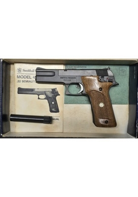 S&W M422 .22LR 4" KÄYT KUIN UUSI