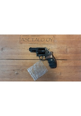 TAURUS .357 MAG 2,5" KÄYT #642148 M65?