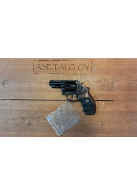 TAURUS .357 MAG 2,5" KÄYT #642148 M65?