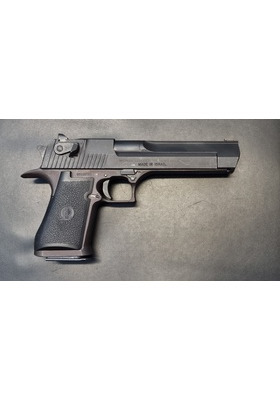DESERT EAGLE .44 MAG KÄYT