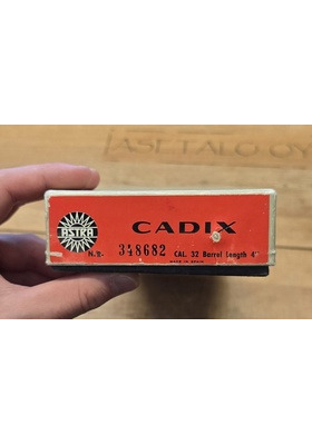 ASTRA CADIX .32 S&W LONG 4" KÄYT OMASSA LAATIKOSSA