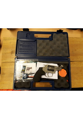 COLT COBRA REVOLVERI 2'' .38 SPECIAL, TASKUASE