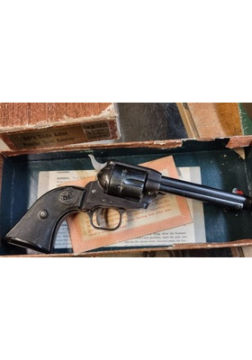 COLT FRONTIER SCOUT 22LR 4.75" KÄYT.REVOLVERI "UUSI"