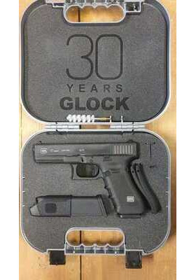 GLOCK M17 9X19 GEN4 7768 30 YEARS EDITION JUHLA -ASE