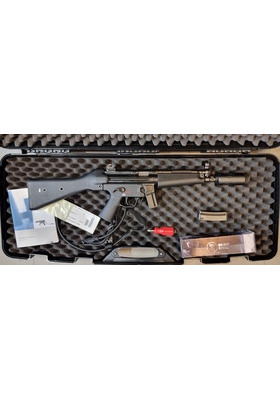 HECKLER & KOCH SP5 9MM TT3 KIVÄÄRI + SILENT STEEL MP5 LIEKINSAMMUTIN