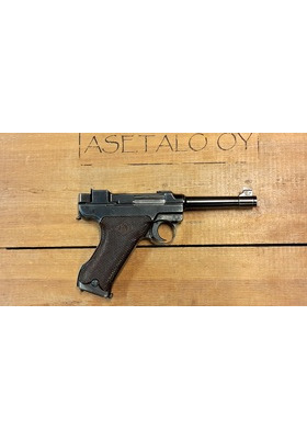 LAHTI L-35 9MM PISTOOLI II SARJAA NO 4130
