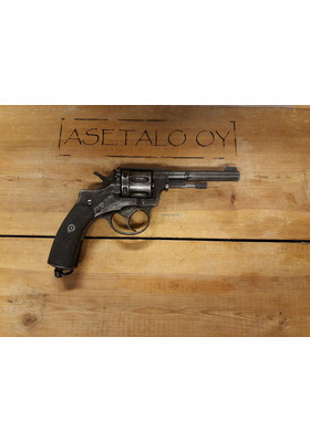 NAGANT HUSQVARNA BREVET KAL 7,5 REV HYVÄ