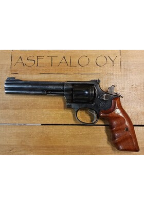 S&W M17-6  6" FULL LUG PIENOISREVOLVERI, KÄYT