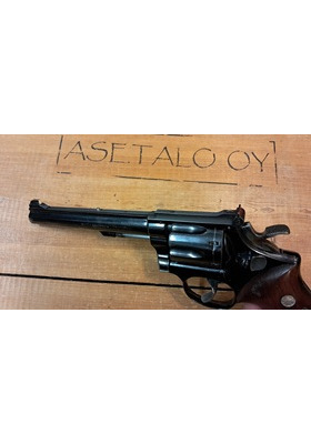 S&W M17 TARGET 6" .22LR KÄYT