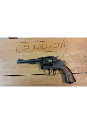 S&W VICTORY MODEL .38 SPC KÄYT