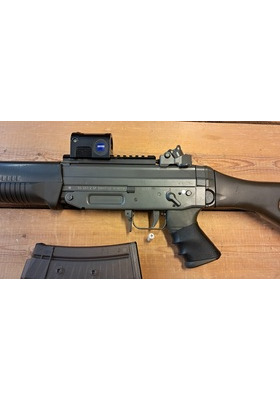 SIG SG551-2SP .223 REM + ZEISS Z-POINT KÄYT