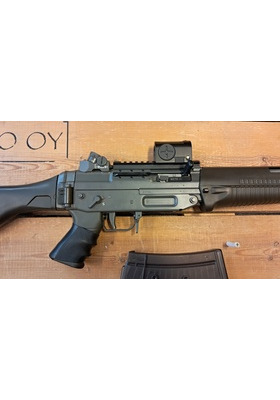 SIG SG551-2SP .223 REM + ZEISS Z-POINT KÄYT