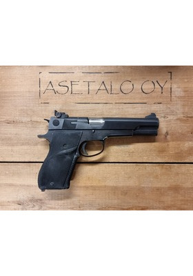 SMITH & WESSON M52-2 38 SPECIAL PISTOOLI, KÄYT