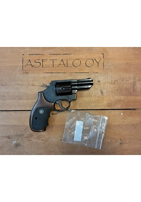TAURUS .357 MAG 2,5" KÄYT #642148 M65?