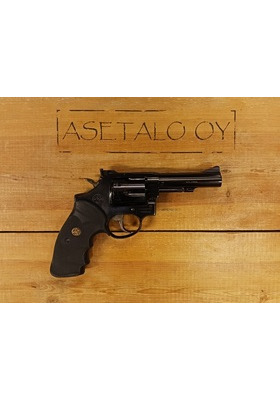 TAURUS M96 KAL 22LR 4" KÄYT