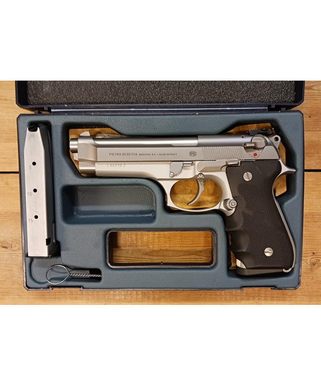 BERETTA M92FS 9MM INOX PISTOOLI, KÄYTETTY