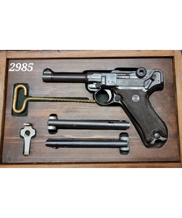 PARABELLUM ERFURT DDR 9MM PISTOOLI KÄYT