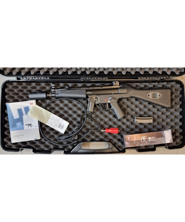 HECKLER & KOCH SP5 9MM TT3 KIVÄÄRI + SILENT STEEL MP5 LIEKINSAMMUTIN