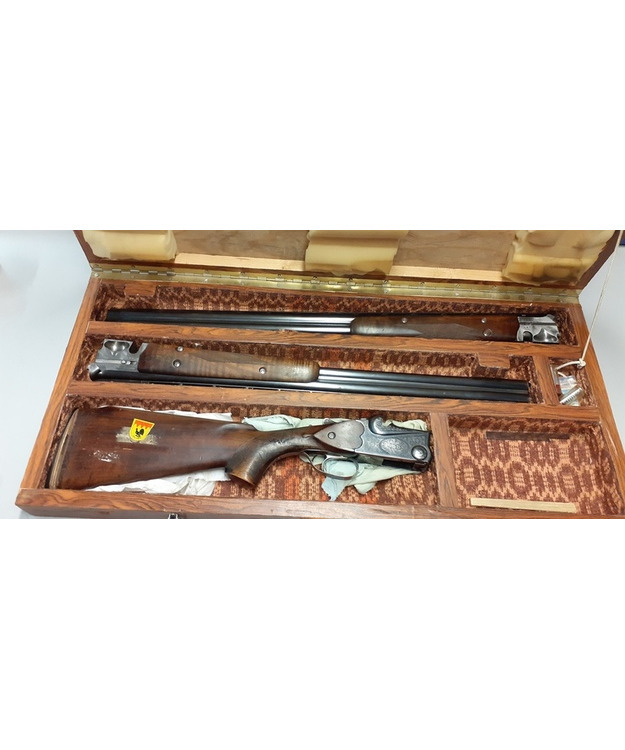 MC 8 12/70 HAULIKKO KAKSILLA PIIPPUILLA, HYVÄ