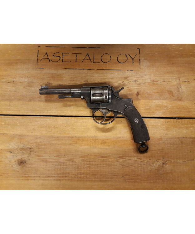 NAGANT HUSQVARNA BREVET KAL 7,5 REV HYVÄ