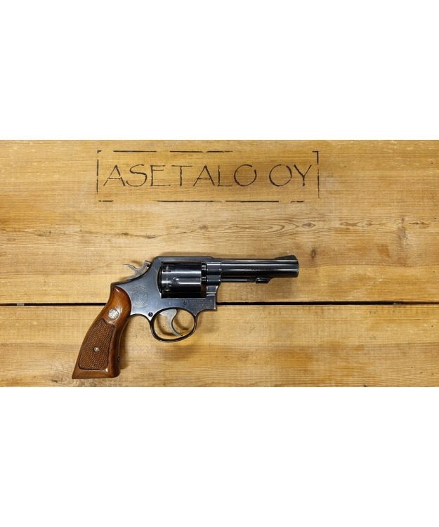 S&W M10 38 SPECIAL REVOLVERI KÄYT NIKLATTU