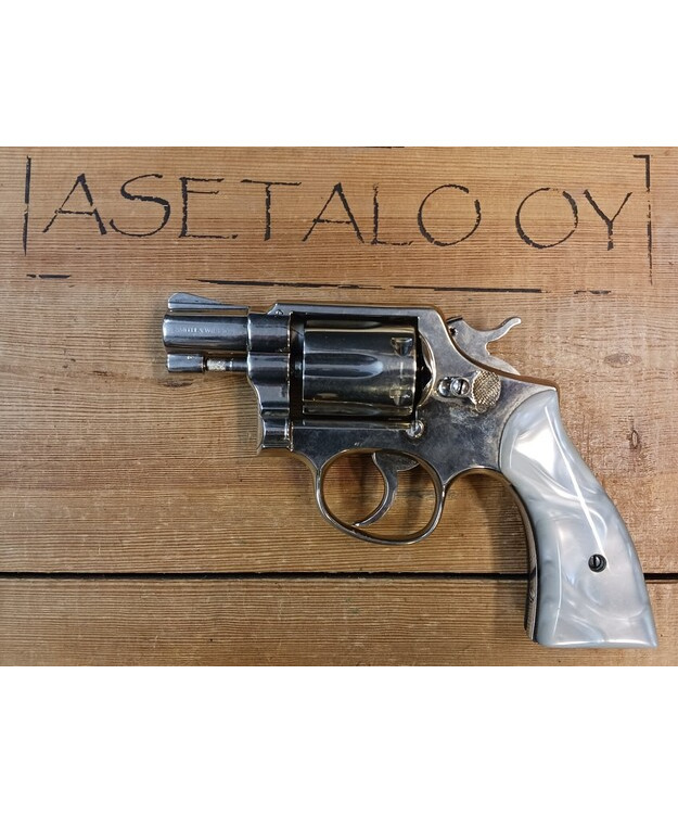 S&W M10 38 SPECIAL REVOLVERI KÄYT NIKLATTU