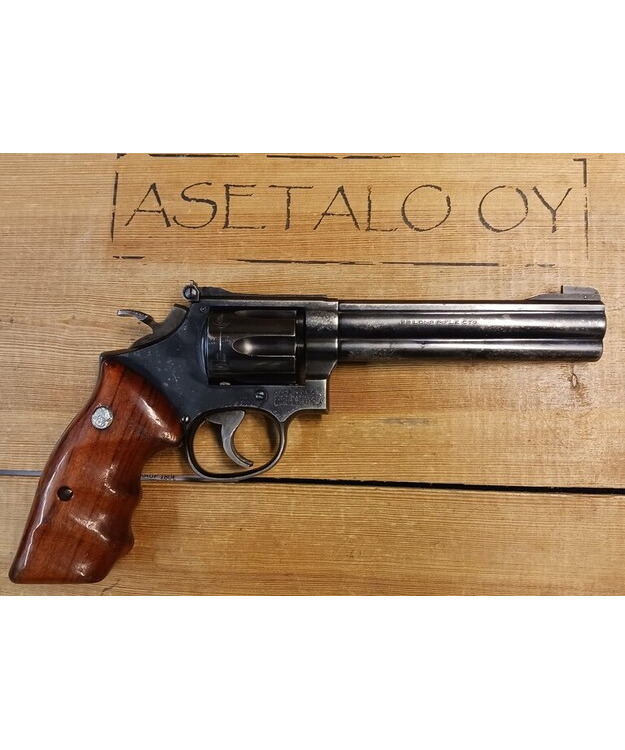 S&W M17-6  6" FULL LUG PIENOISREVOLVERI, KÄYT