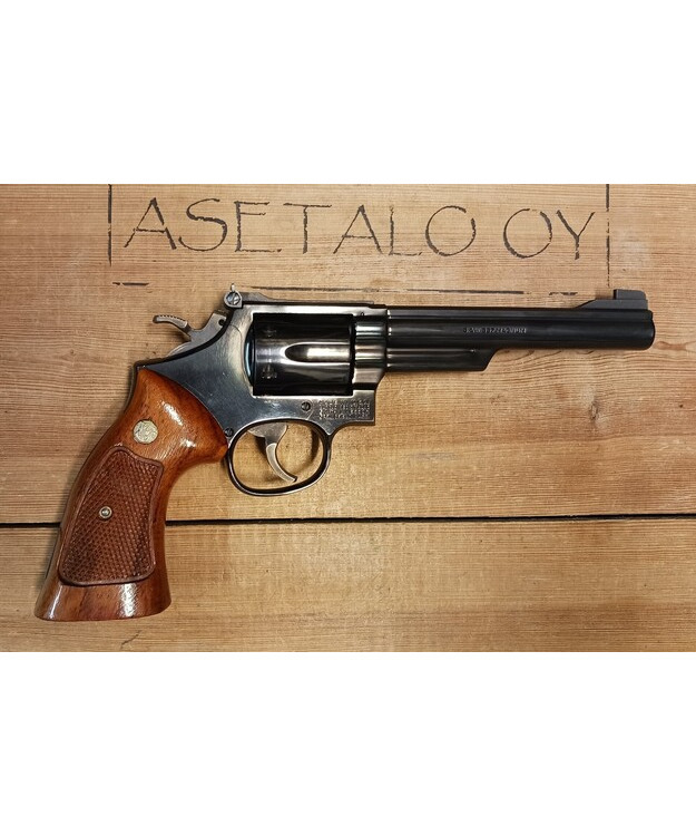 S&W M19-4 6" REVOLVERI KAL 38/357 MAGN. KÄYTETTY