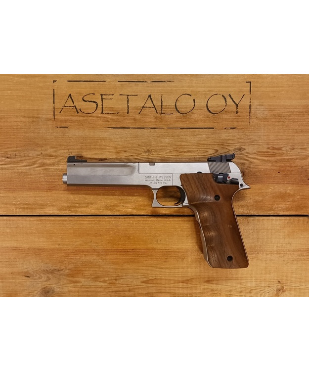 S&W M2206 TGT 6" .22 LR KÄYT