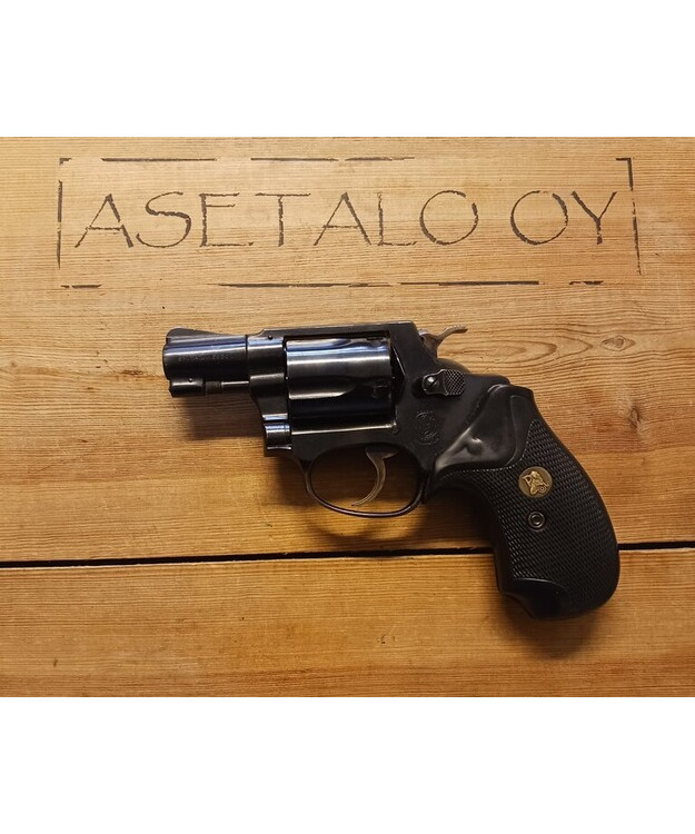 S&W M36 38 SPC. 1 7/8" KÄYT. REVOLVERI, TASKUASE