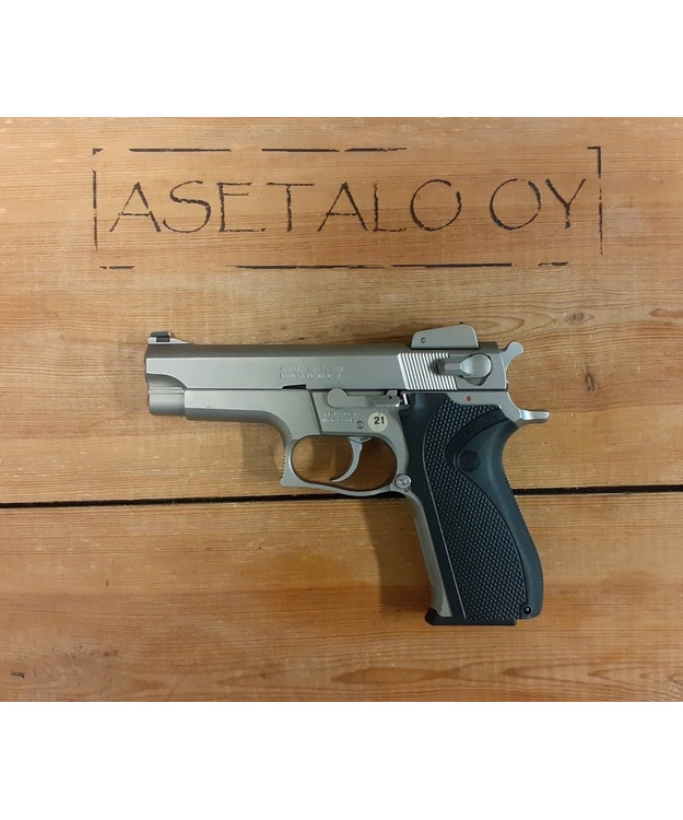 S&W M5906 9MM KÄYT
