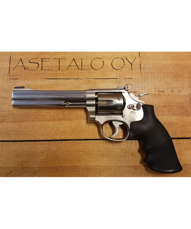 S&W M617-6 REVOLVERI KÄYTETTY, 6 PTR RULLA, 6" PIIPPU,