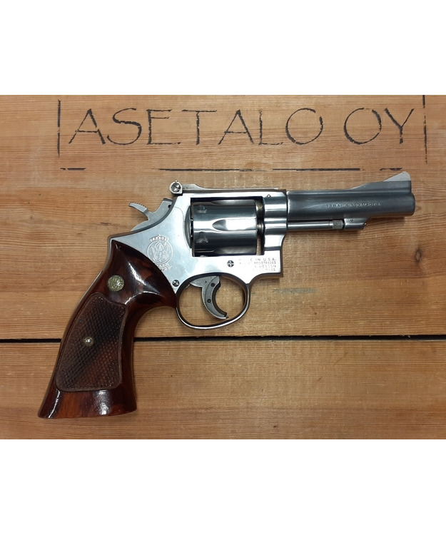 SMITH & WESSON M67-1 4" REVOLVERI KÄYT