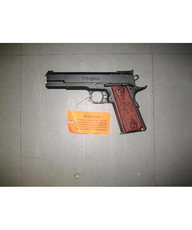 STI TROJAN 40 S&W PISTOOLI